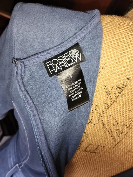 Scoop V-Neck Light Blue Belted Knit Dress - Picture 6 of 6